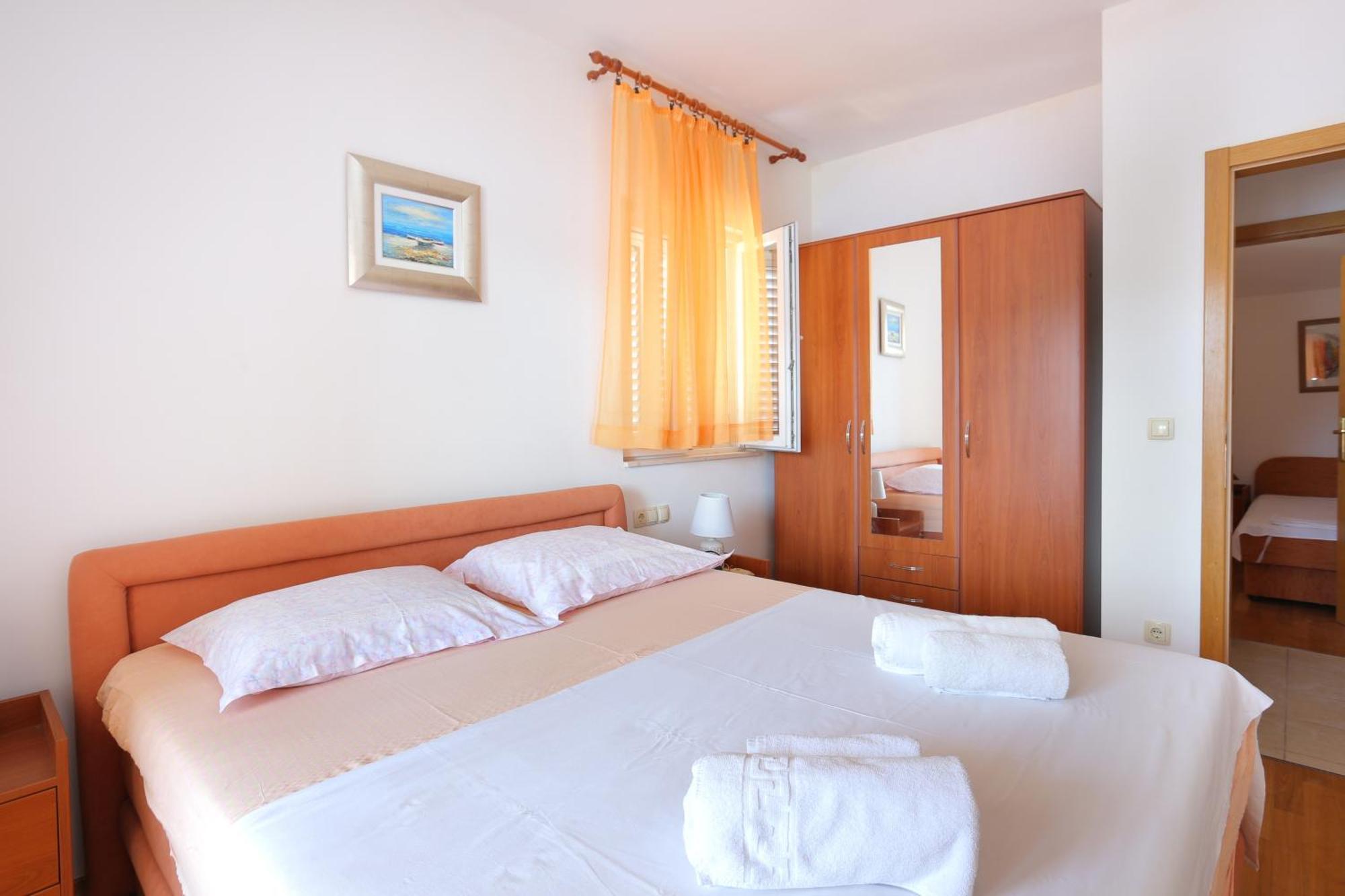 Apartments By The Sea Seget Vranjica, Trogir - 13771 Номер фото